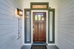MTR Lorinda - #9025 - Lorinda's North by Northwest