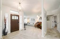 MTR Lorinda - #9025 - Lorinda's North by Northwest