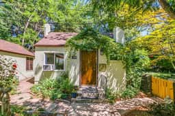 Owyhee  - #1304 - The Maite Bungalow
