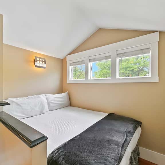 MTR Hazel - #2661 - Lowell Studio - Image 1