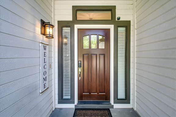 MTR Lorinda - #9025 - Lorinda's North by Northwest