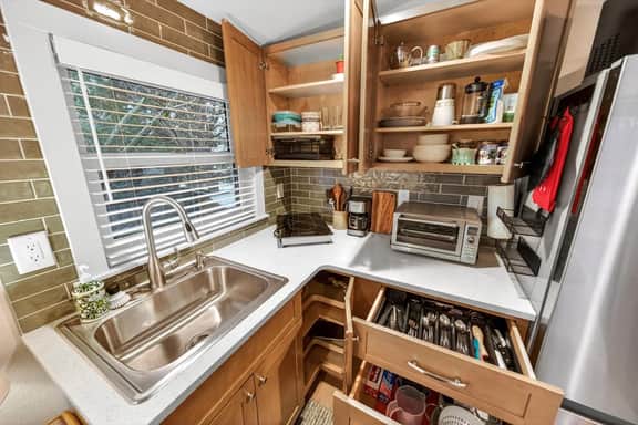 Canova - #1652 - Heartwood Hideaway